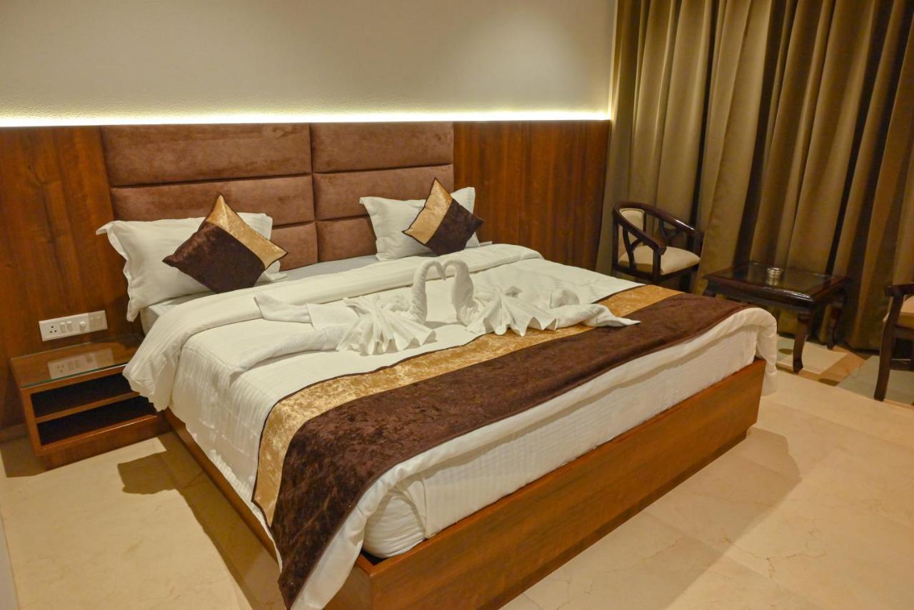 Md Farms And Resorts Mathura Eksteriør billede